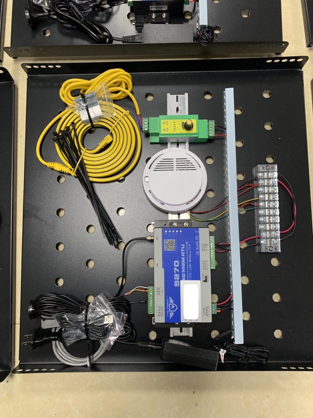 工業(yè)物聯(lián)網(wǎng)關(guān)