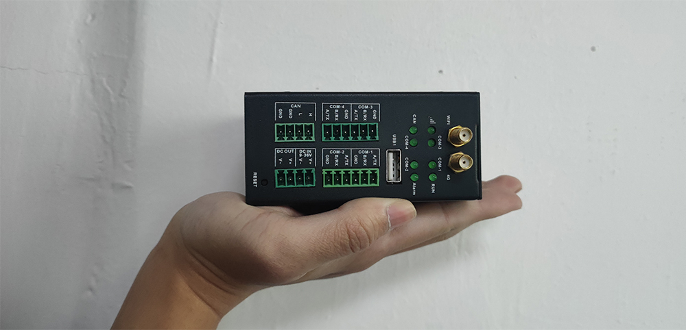 工業(yè)物聯(lián)網(wǎng)關(guān)