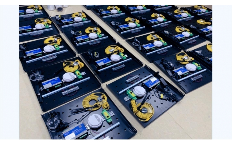 美團全國各配送站機房配備深圳鋇錸技術工業(yè)物聯(lián)網(wǎng)監(jiān)測終端S270，實現(xiàn)遠程數(shù)據(jù)監(jiān)測